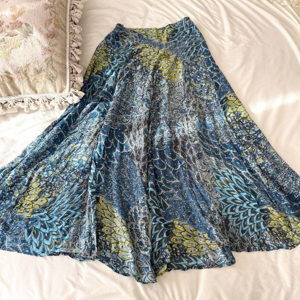 Urban Nomad flowy boho pants! / 
size medium (made in India)